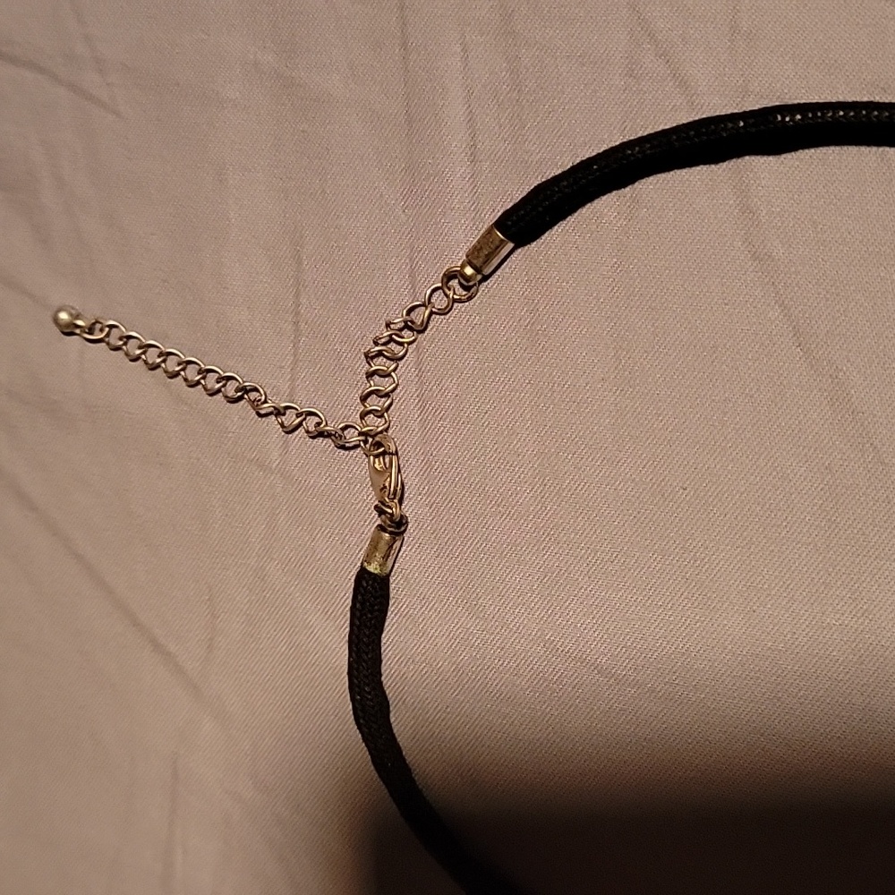 Pendant Necklace - Picture 3 of 4